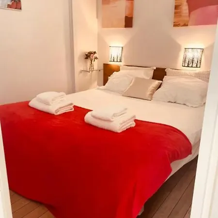 Saint Michel Quartier Latin With Ac Appartamento *